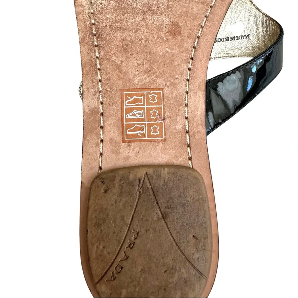 PRADA Black Patent Flat Sandals Leather Thong Slides Women’s 38 - Picture 16 of 17